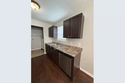 616 N 7th Street, Midlothian, TX 76065 - Photo 6