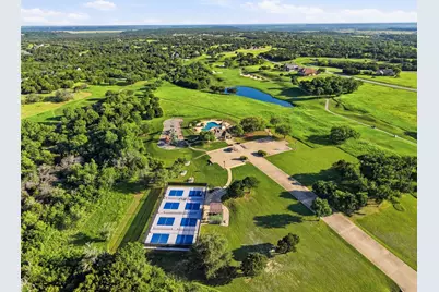 7304 S Aberdeen Drive, Cleburne, TX 76033 - Photo 10