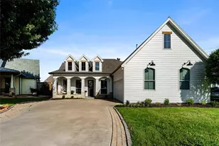 520 Dooley Ct, Grapevine, TX 76051 - Photo 1