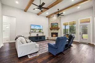 1260 Abigail Ln, Glen Rose, TX 76043 - Photo 6