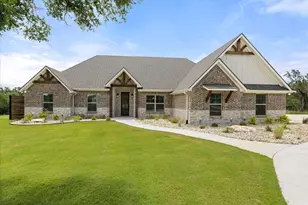 1260 Abigail Ln, Glen Rose, TX 76043 - Photo 2