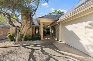 16140 Chalfont Cir, Dallas, TX 75248 - Photo 2