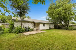 122 Cimarron Ln, Arlington, TX 76014 - Photo 24