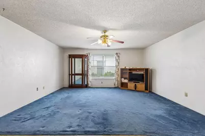 122 Cimarron Lane, Arlington, TX 76014 - Photo 8