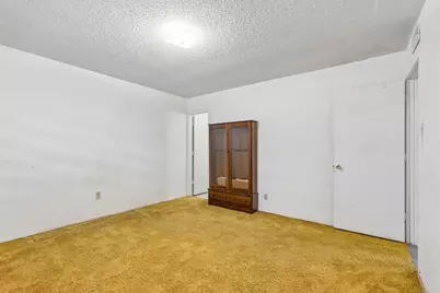 122 Cimarron Lane, Arlington, TX 76014 - Photo 14