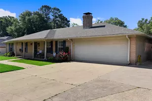 1230 San Salvador Dr, Longview, TX 75602 - Photo 4