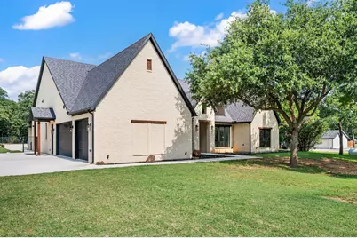 160 S Woodland Trail, Double Oak, TX 75077 - Photo 4