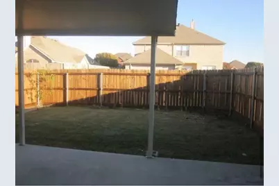 3844 Gillespie Drive, Carrollton, TX 75010 - Photo 12