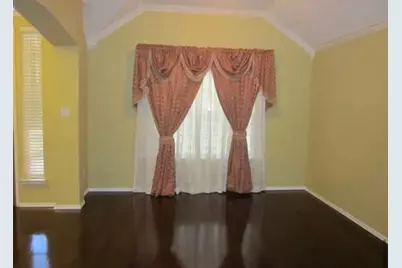 3844 Gillespie Drive, Carrollton, TX 75010 - Photo 6