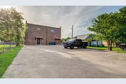 304 N Oak Street, Roanoke, TX 76262 - Photo 14