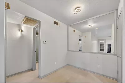 1810 N Garrett Avenue #124, Dallas, TX 75206 - Photo 10