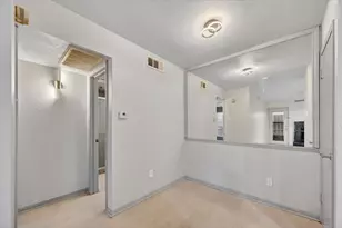 1810 N Garrett Ave, Dallas, TX 75206 - Photo 10