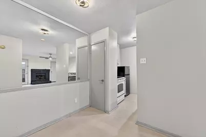 1810 N Garrett Avenue #124, Dallas, TX 75206 - Photo 8