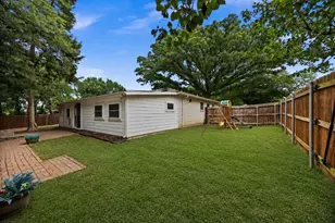 1407 Donley Dr, Euless, TX 76039 - Photo 22