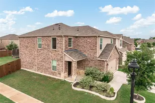 412 Glenwick Ln, Van Alstyne, TX 75495 - Photo 4