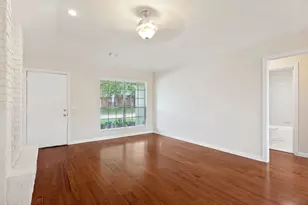 7305 S Meadow Dr E, Fort Worth, TX 76133 - Photo 12
