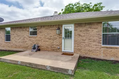 7305 S Meadow Drive E, Fort Worth, TX 76133 - Photo 20