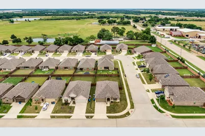 1219 Fairbanks Drive, Ennis, TX 75119 - Photo 16