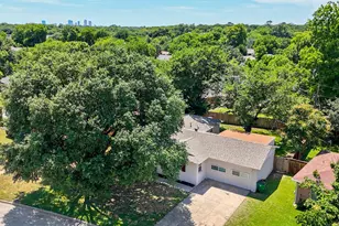 2125 Elton Rd, Haltom City, TX 76117 - Photo 8