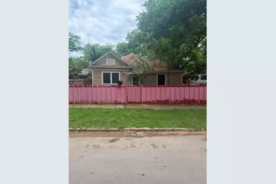 417 W Brooklyn Avenue, Dallas, TX 75208 - Photo 1
