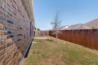 1901 Princeton Avenue, Farmersville, TX 75442 - Photo 38