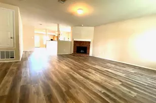 1829 Nightingale Dr, Aubrey, TX 76227 - Photo 2