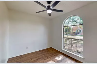 714 Bel Aire Crest, Irving, TX 75061 - Photo 6