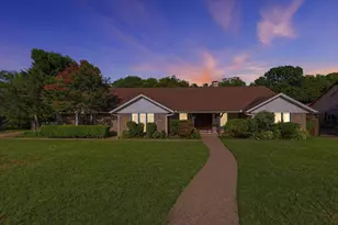 1116 Spring Lake Dr, Duncanville, TX 75137 - Photo 2