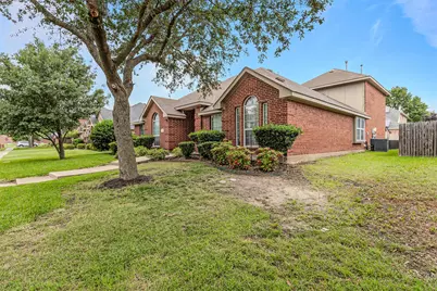 7413 Providence Drive, Rowlett, TX 75089 - Photo 2