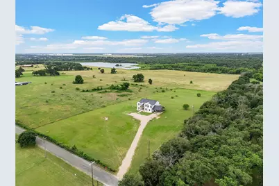1097 Oak Knoll Lane, Elm Mott, TX 76640 - Photo 2