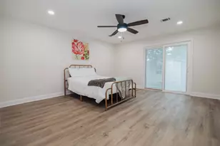 305 Ball St, Tom Bean, TX 75491 - Photo 18