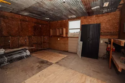 305 Ball Street, Tom Bean, TX 75491 - Photo 32