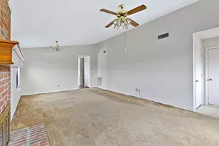 5901 Chisholm Trail, Haltom City, TX 76148 - Photo 4