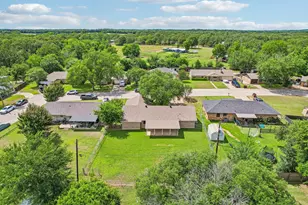 2051 Lisa Cir, Canton, TX 75103 - Photo 32