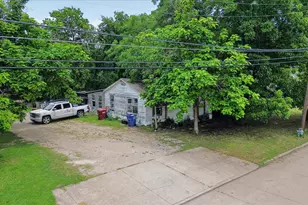 817 Main St, Farmersville, TX 75442 - Photo 1