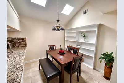 2125 Rose Cliff Lane, Carrollton, TX 75007 - Photo 6