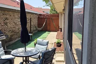 2125 Rose Cliff Ln, Carrollton, TX 75007 - Photo 18