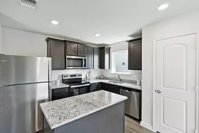 9945 Fighting Falcon Way, Fort Worth, TX 76131 - Photo 4