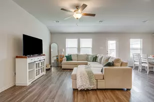 3013 Brittlebush Dr, Fort Worth, TX 76108 - Photo 4