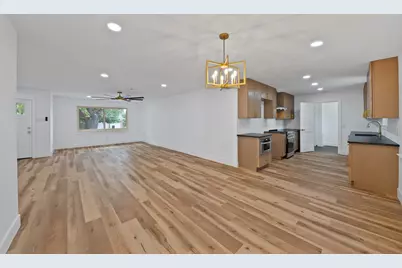 5617 Wharton Drive, Fort Worth, TX 76133 - Photo 6