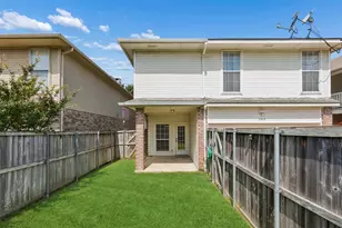 2212 Meadowstone Dr, Carrollton, TX 75006 - Photo 24