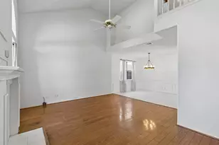 2212 Meadowstone Dr, Carrollton, TX 75006 - Photo 4