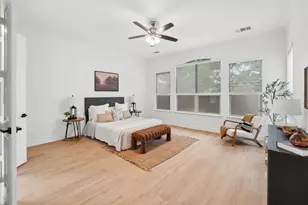 2407 Laguna Ln, Arlington, TX 76012 - Photo 16