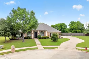 800 Wren Ct, Forney, TX 75126 - Photo 2