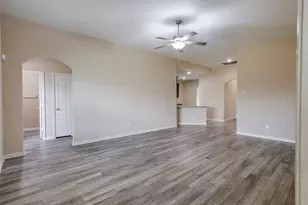 1837 Chesapeake Dr, Crowley, TX 76036 - Photo 12