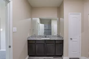 1837 Chesapeake Dr, Crowley, TX 76036 - Photo 14