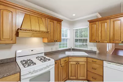 321 S Main Street, Irving, TX 75060 - Photo 8