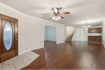 321 S Main Street, Irving, TX 75060 - Photo 2