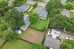 321 S Main St, Irving, TX 75060 - Photo 28