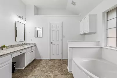 2017 Kenny Court, Lewisville, TX 75067 - Photo 18